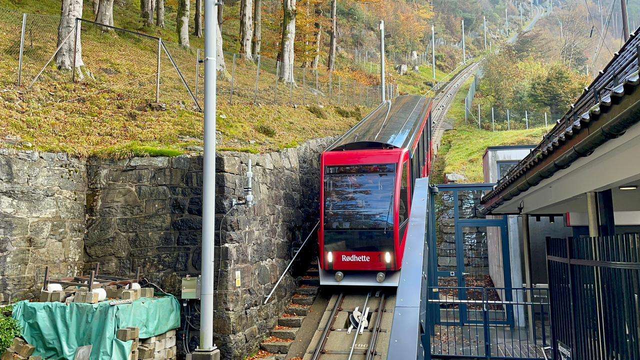 Fløibanen funicular